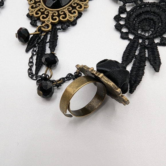 Steam punk / Victorian lace necklace set - Picture 3 of 5